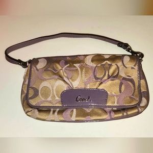 Coach clutch/wristlet